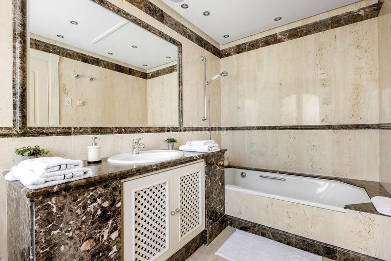 Foto 30fceadf-c28b-40ce-93d4-9574ca3a740b. Apartament a La Carolina - Guadalpín Marbella