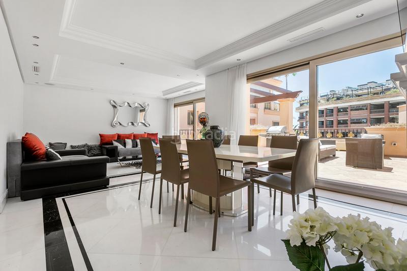 Foto bf48fa42-1acb-466e-b8e9-63e9d6cbdeca. Apartament a La Carolina - Guadalpín Marbella