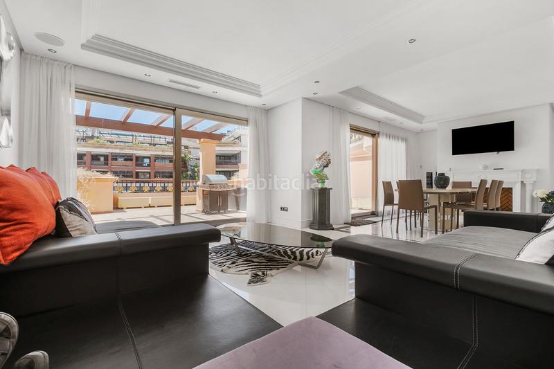 Foto 6d3c1dc8-c4b6-43d3-8ab8-5d3f888eba63. Appartement in La Carolina - Guadalpín Marbella