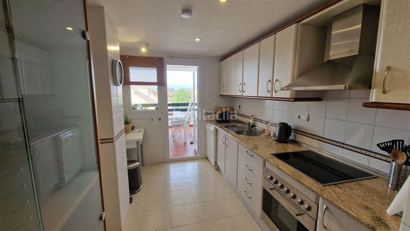 Foto d5573029-fc35-4c59-89cc-3310b087aa22. Apartamento en puerto de Estepona Estepona