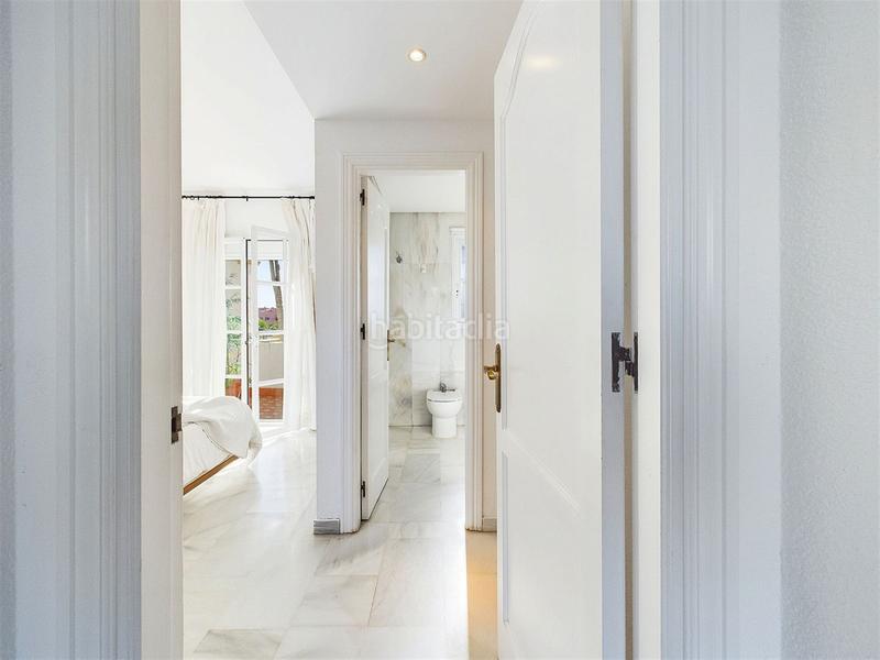 Foto 767d8b21-daa1-4a74-b64c-e7cb6680f2f4. Maison dans Nueva Atalaya Estepona