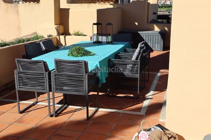 Foto 38d56b44-32ab-4d09-a70d-035c916e0069. Apartament a Nueva Atalaya Estepona