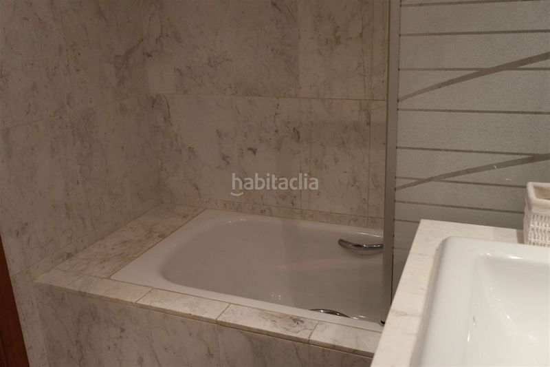 Foto dd8359e7-0ba3-49ea-bc41-9c39cb9a27ce. Apartament a Nueva Atalaya Estepona