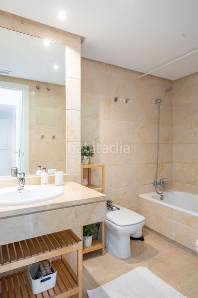 Foto edb10150-ff6e-4682-ad79-96eb47811f08. Apartamento en La Dama de Noche - La Alzambra Marbella