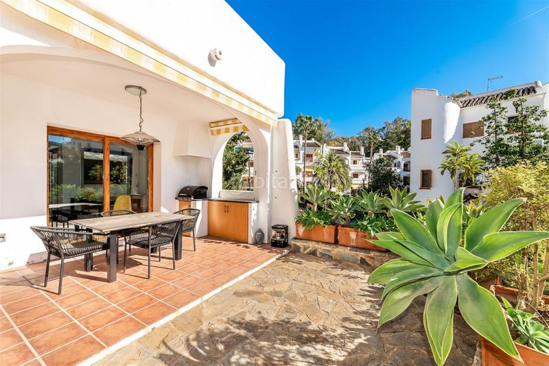 Foto cfa6e1c8-71d1-45fd-a4d8-fc2a865295d0. Casa adosada en Aloha Marbella