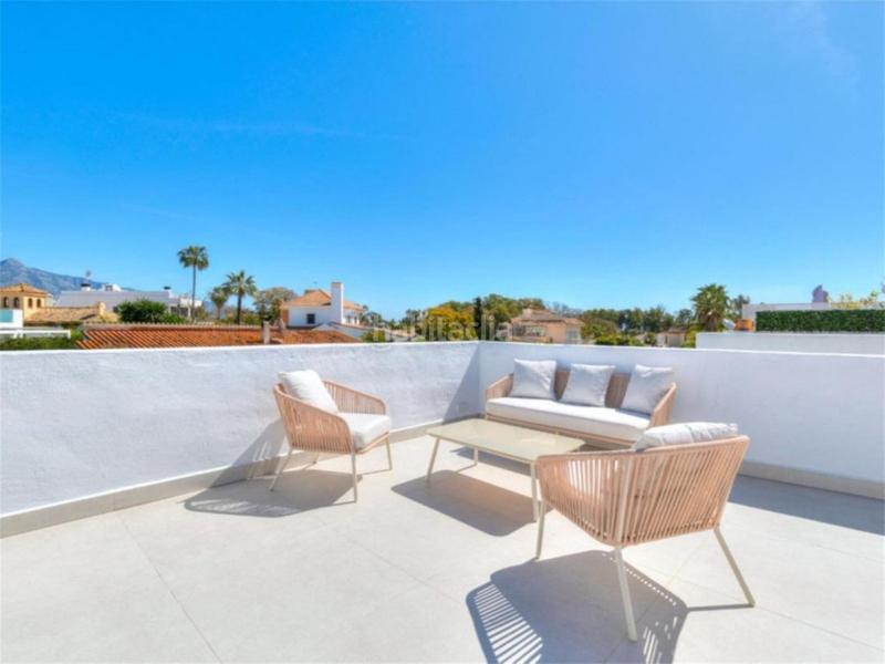 Foto cee32a56-b853-4753-8496-b4f14d241c16. Casa adossada a Nueva Alcántara Marbella