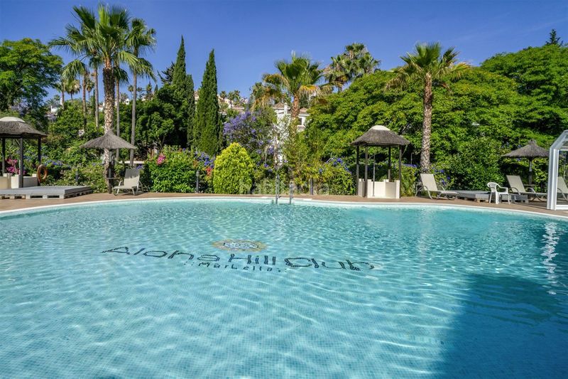 Foto 3b98e3ae-3682-4818-90a5-66bb0058a9e3. Apartament a Los Naranjos Marbella
