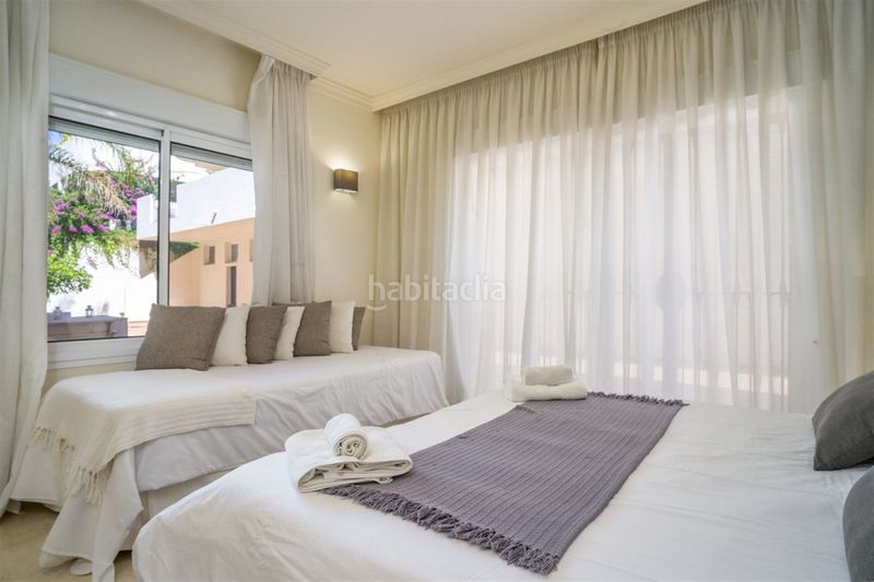 Foto 3eae063f-c114-4735-9e4e-1b9a59e7e4ac. Apartament a Los Naranjos Marbella