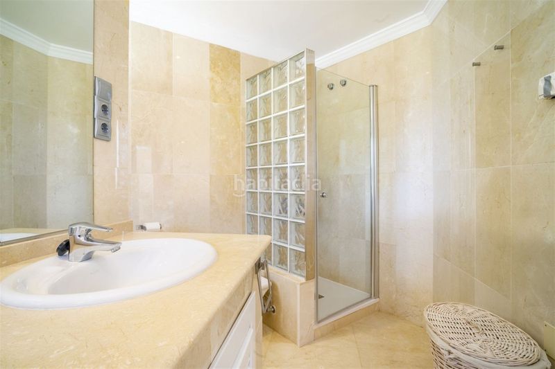 Foto 77a79e21-01f1-489f-aac4-aa6716c7c47d. Apartament a Los Naranjos Marbella