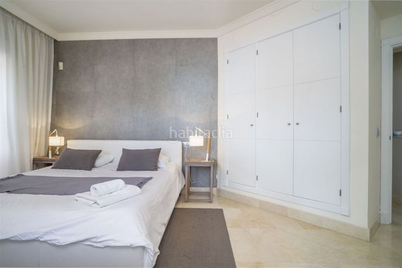 Foto acbe2113-f799-4995-977f-ca38850fe343. Apartament a Los Naranjos Marbella