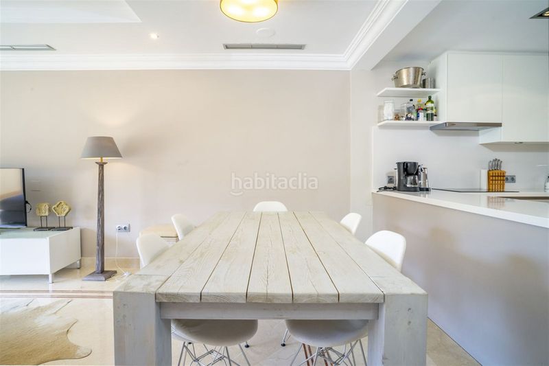 Foto e8fdd8b5-ede5-4894-88c2-388749f01378. Apartament a Los Naranjos Marbella