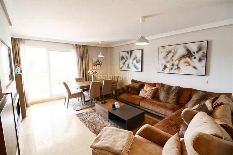 Foto 54c00435-517f-4065-952a-fea635b0e72b. Apartment in La Concha - Resina Golf Estepona