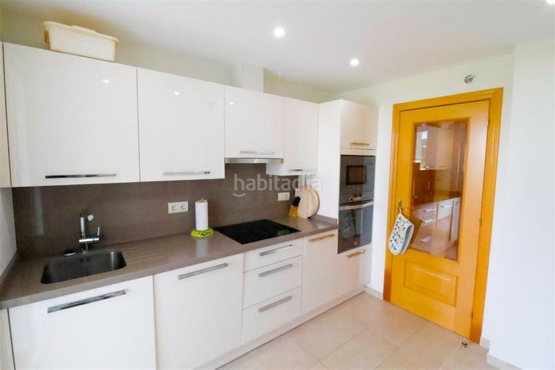 Foto 54c6ba36-11bd-495c-88de-c34606ffb821. Apartment in La Concha - Resina Golf Estepona