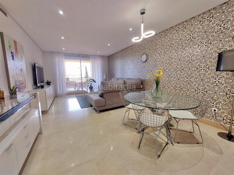 Foto f1babc50-faa1-4a4f-8c1a-efe149c9bbc2. Appartement dans Cancelada Estepona