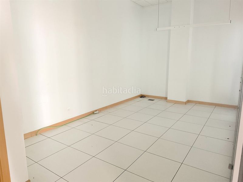 Foto c590f8a9-4abb-4263-af6b-0e0de10d4812. Local comercial a Campanillas Málaga