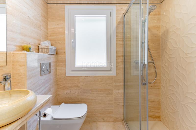 Foto 98574da8-0407-4681-909d-30676d96d982. Casa en Nueva Atalaya Estepona