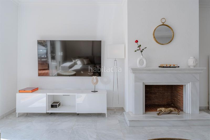 Foto 38ea1111-30b8-41b5-87bd-9a3787e5ee1f. Apartamento en Nueva Atalaya Estepona