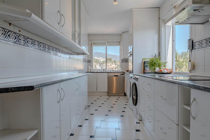 Foto bb113dff-97dc-484c-b9ee-561ea4205625. Apartamento en Nueva Atalaya Estepona