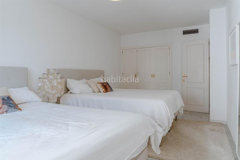 Foto 89b19d8e-a94a-4ea4-ba25-6a8136001888. Appartement dans Nueva Atalaya Estepona