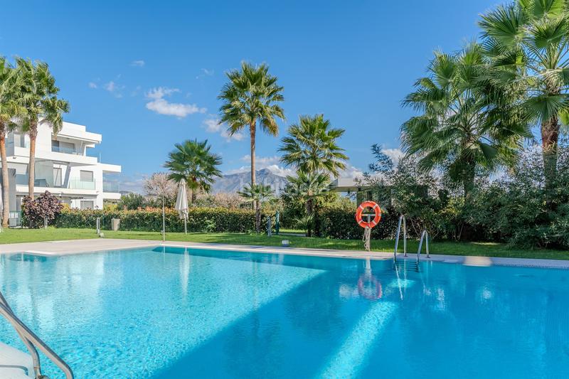 Foto 9cf5e25e-2030-49c9-b18d-cf83594e1bbc. Apartament a Benatalaya Estepona