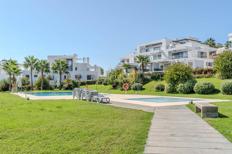 Foto a1693207-4f58-434b-8360-1aced34c45eb. Apartamento en Benatalaya Estepona
