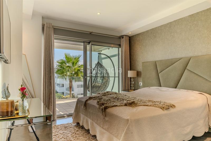 Foto 11aba525-f42e-4a79-9eaf-6b047b023718. Appartement dans Benatalaya Estepona