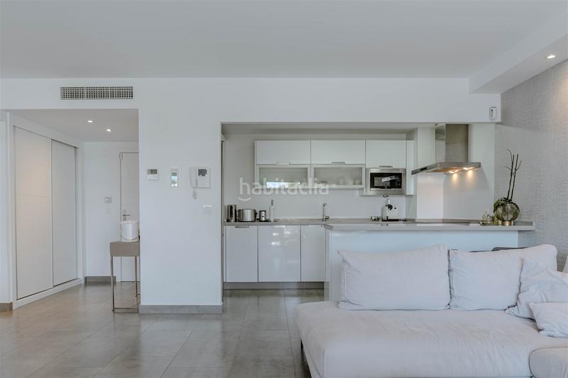 Foto 1da9cdf6-41b4-4ef1-9856-e3fb04bc31d7. Appartement dans Benatalaya Estepona