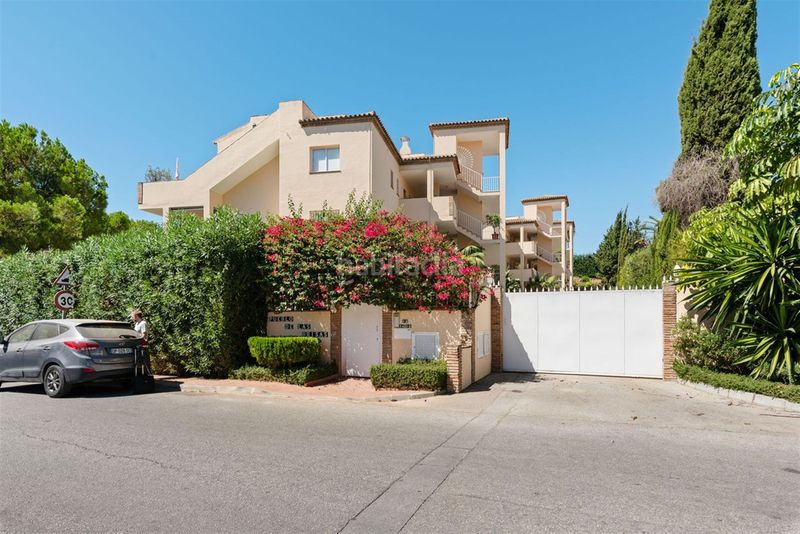 Foto 3545a780-51df-4de8-b4b8-824545fcc46f. Apartament a Los Naranjos Marbella