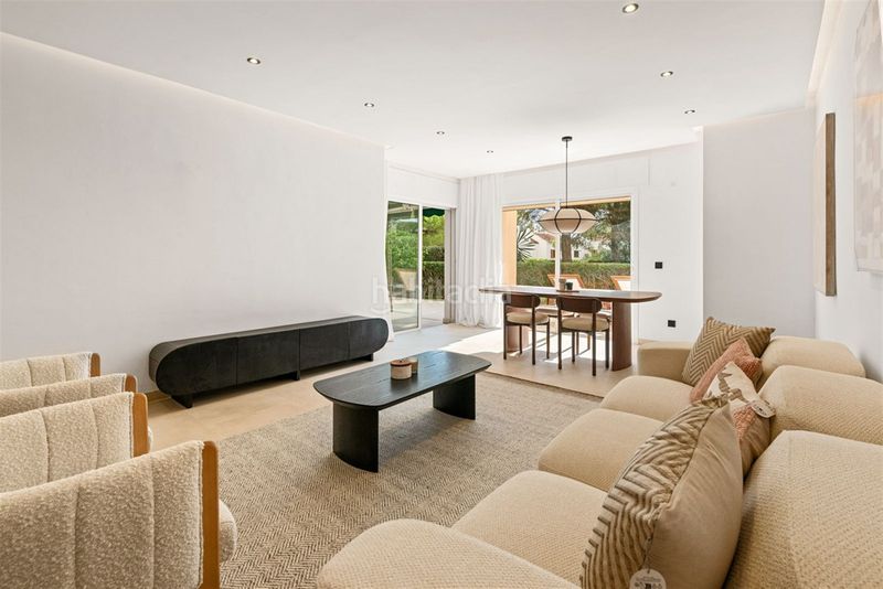 Foto db5ec678-b16b-43fb-a3ca-cb86a2470199. Apartament a Los Naranjos Marbella