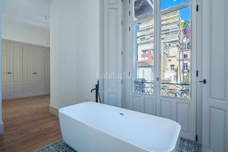Foto 9e2b9181-2a6c-4748-9b38-23f0abe618ce. Apartamento en La Malagueta - Monte Sancha Málaga