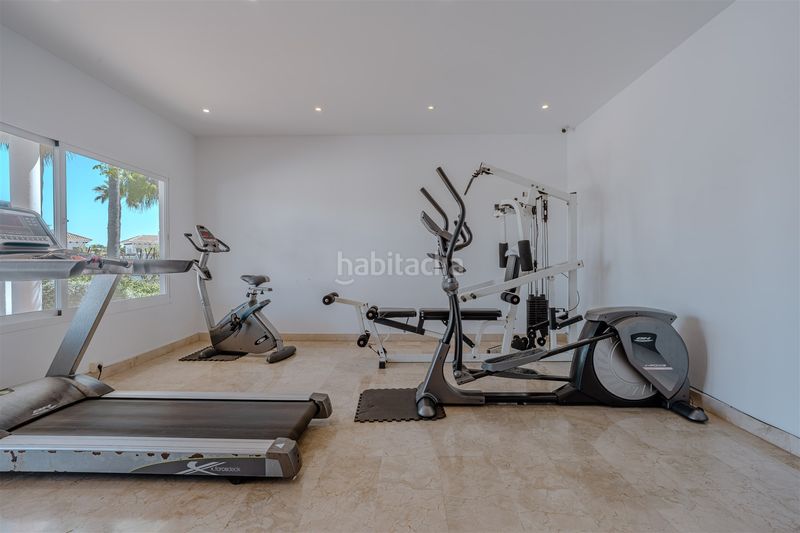 Foto 03785cd5-2b9f-498d-b4ed-5bc3c182b449. Casa en La Concha - Resina Golf Estepona