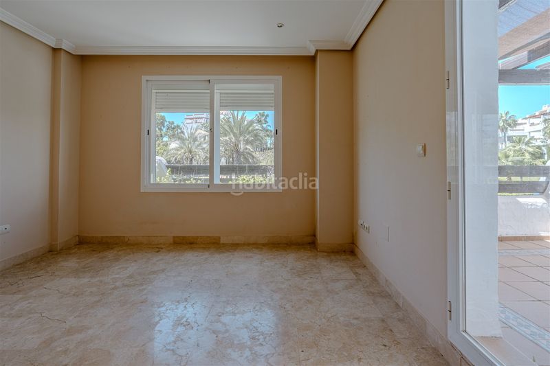 Foto 0f106296-c2e8-4690-8a2b-69058f280634. Casa en La Concha - Resina Golf Estepona