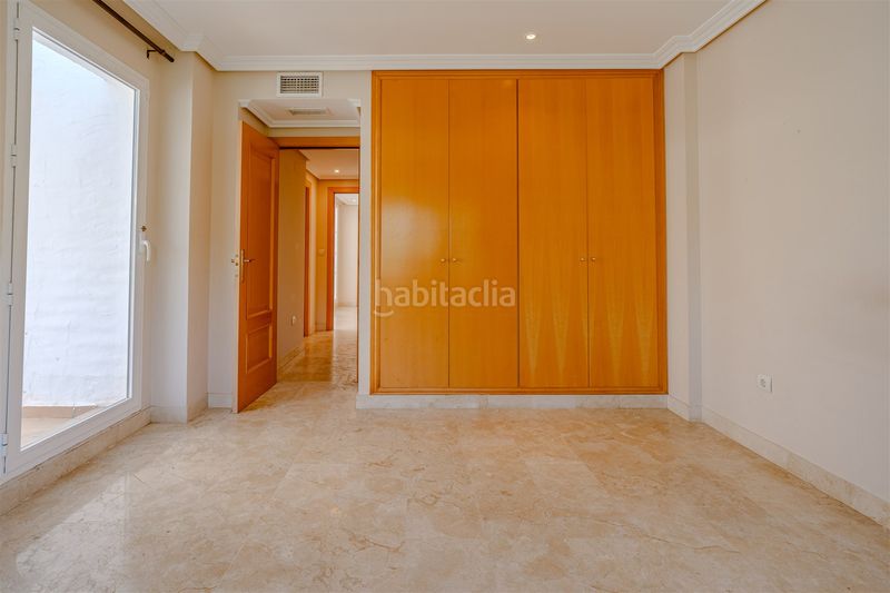 Foto 771a26c0-c284-46a7-8a21-d25412939cdb. Casa en La Concha - Resina Golf Estepona