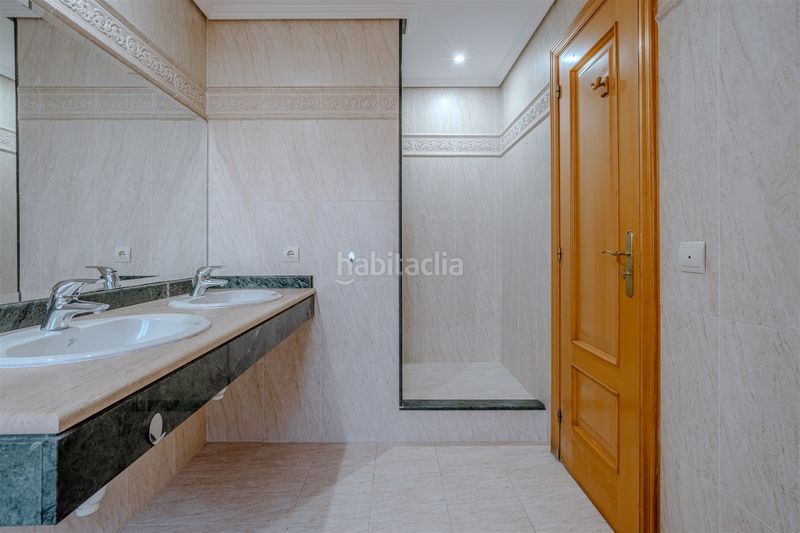 Foto c00eb043-b15f-4074-a7b8-37e7363087ea. Casa en La Concha - Resina Golf Estepona