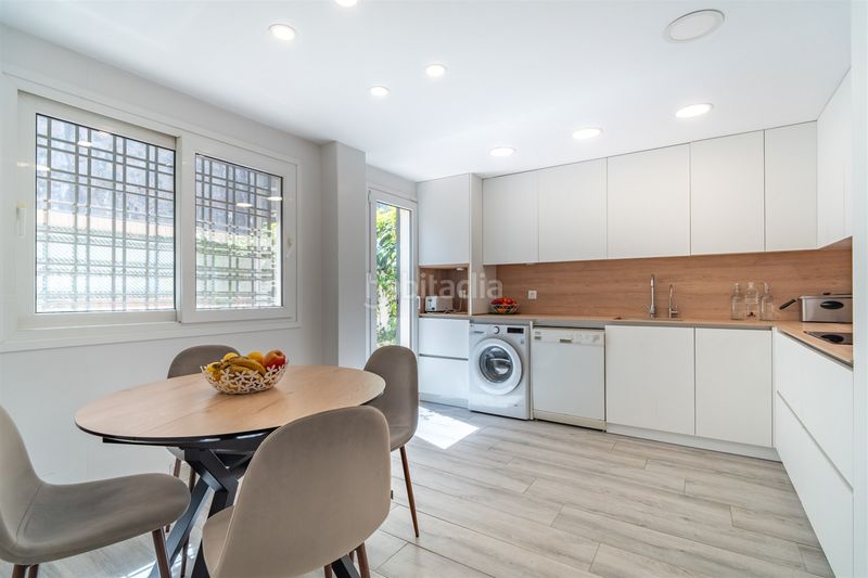 Foto 1a54c4a3-e5de-48b9-bfa7-83b5686b508f. Casa adossada a Parque Clavero Málaga