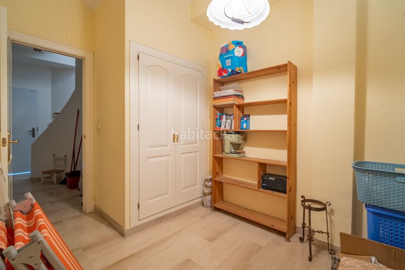 Foto 502cee26-3011-40dc-b99e-0ba240beeb53. Casa adossada a Parque Clavero Málaga