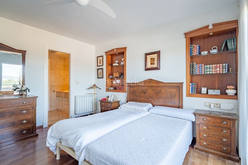 Foto 854b8d04-bd0e-494e-a7c2-c2f485040584. Casa adossada a Parque Clavero Málaga