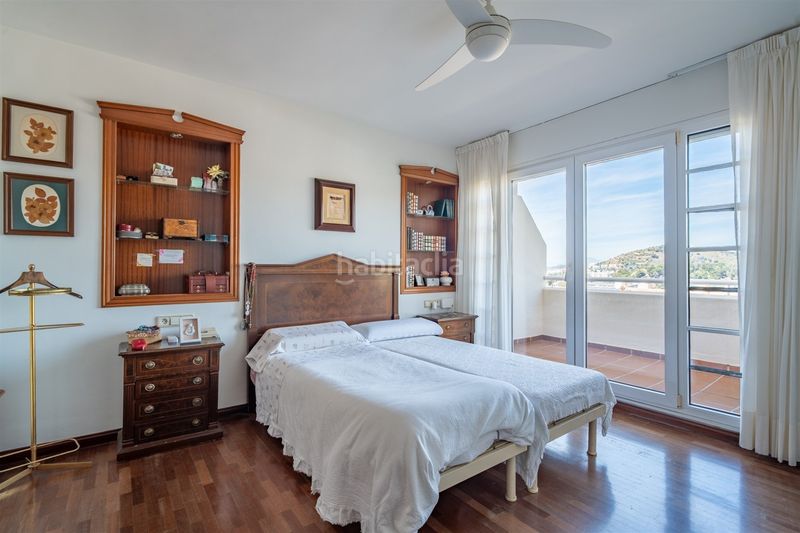 Foto aebf8fff-06b2-4ab2-b117-c9d7e5112067. Casa adossada a Parque Clavero Málaga