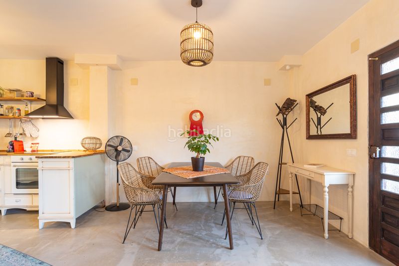 Foto 74f9b22c-1bfc-4d14-b7cd-20eacdb7ff89. Casa adosada en salvador allende 216 doble rentabilidad en El Palo adosada con 2 viviendas independientes y licencia turística en Málaga