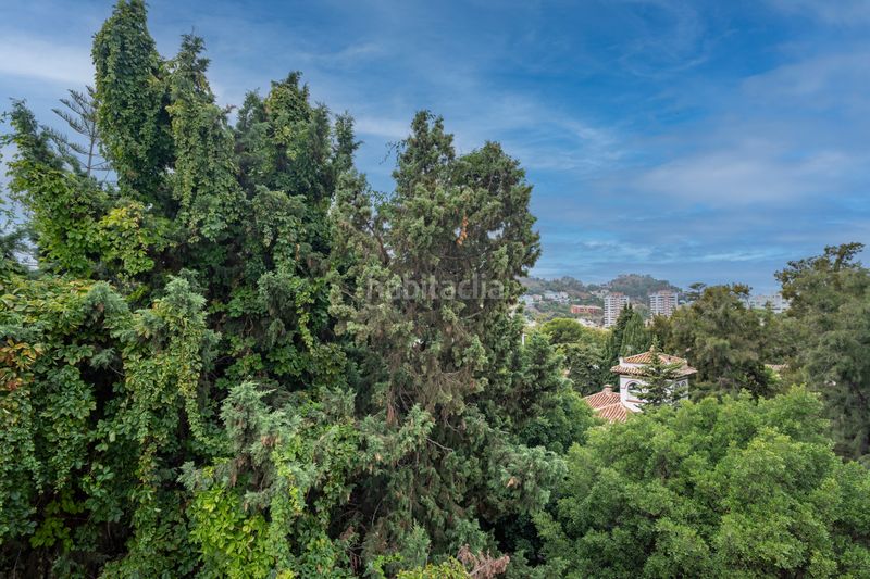 Foto 2bb25ba3-e7df-4d46-9b25-965ff00d0de4. Apartament amb aparcament a Limonar Málaga