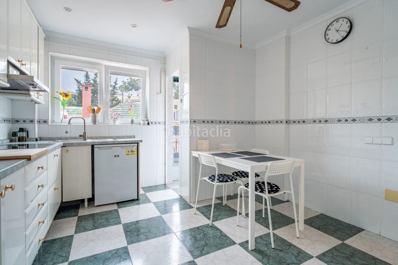 Foto ded10eda-91c3-4a1b-b632-c8ccee896f30. Apartament amb aparcament a Limonar Málaga
