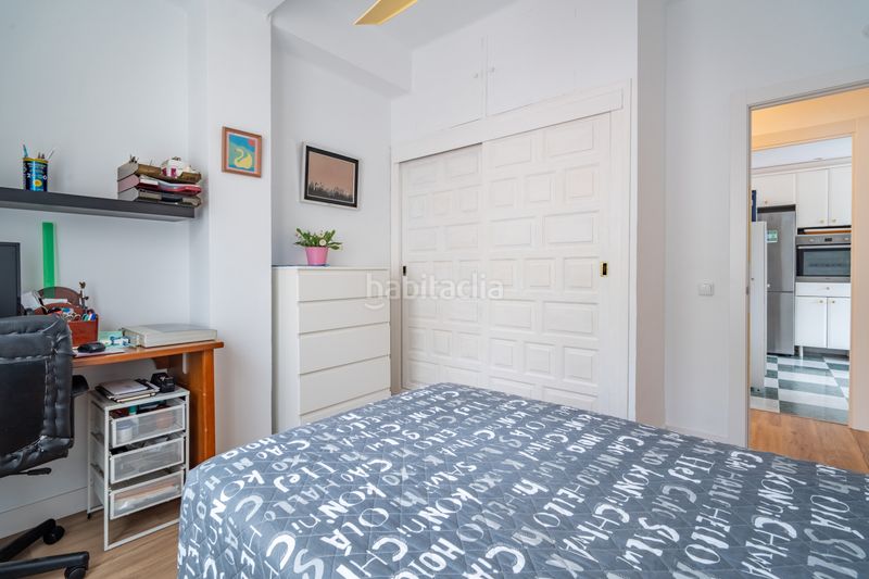 Foto ef0a1cf6-d294-42a9-b4df-4974e4f3eb71. Apartament amb aparcament a Limonar Málaga