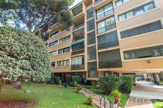 Piccolo appartamento in Limonar 2. Exclusiva propiedad con infinito potencial en la zona más codici