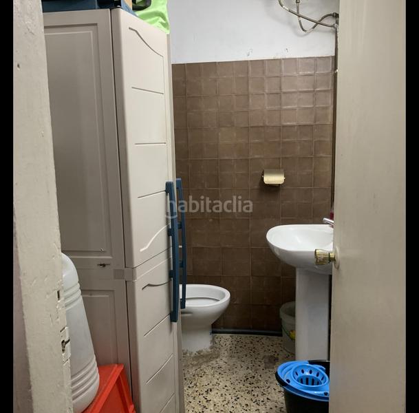 Foto 4e1aa17d-35a1-468b-804c-0bb9c09b4104. Local comercial a Santa Rosa Santa Coloma de Gramenet