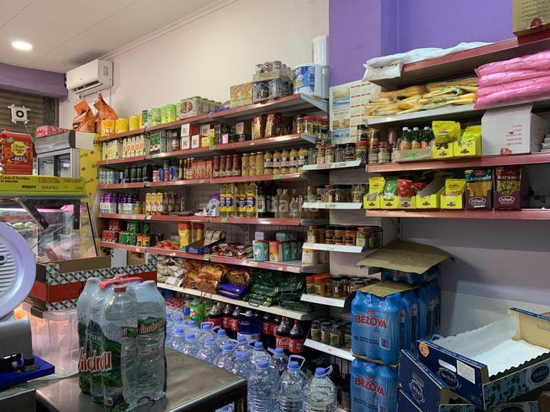 Foto ae37a3ce-1a8f-4d1f-9d35-ba98fa105bd4. Local comercial a Santa Rosa Santa Coloma de Gramenet