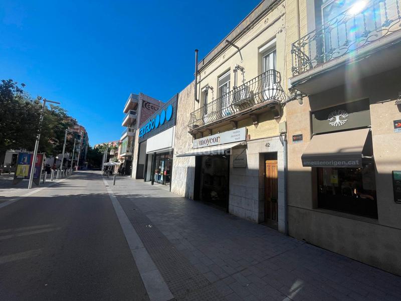 Foto 3e4820d1-4eb1-4a8a-9da8-63bec19cb0d2. Edificio in Centre Santa Coloma de Gramenet