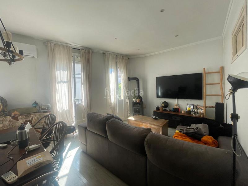 Foto a6644117-e9e5-40d5-aca0-bca984f37821. Edificio en Centre Santa Coloma de Gramenet