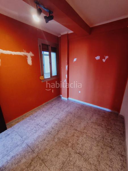 Foto f8037fe4-7884-4386-bc91-c52626e87afb. Piso en Llefià Badalona