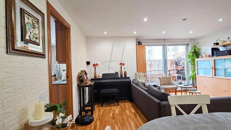 Foto 4297d51f-8c4a-4d7e-9bd3-ef9f819ac0ef. Etagenwohnung mit heizung in Sant Ramon - Maternitat Barcelona