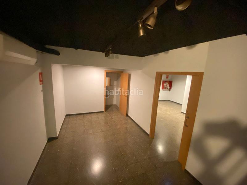 Foto 5e00c4e0-565e-48cd-93ee-b7dd9c5eeca3. Local comercial en Navas Barcelona